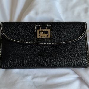 Dooney & Bourke Black Pebbled Leather Continental Wallet with Gold Logo